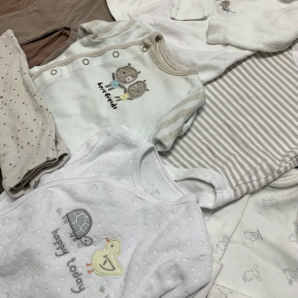 Unisex Mystery Baby Bundle - Picture 2 of 2